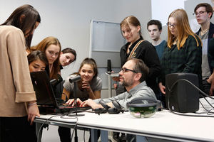 Die Studierenden an der HS Macromedia werden auf die verschiedenen Einsatzgebiete der digitalen Welt vorbereitet