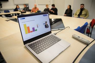 Fakultät Für Informatik der Universität Duisburg-Essen